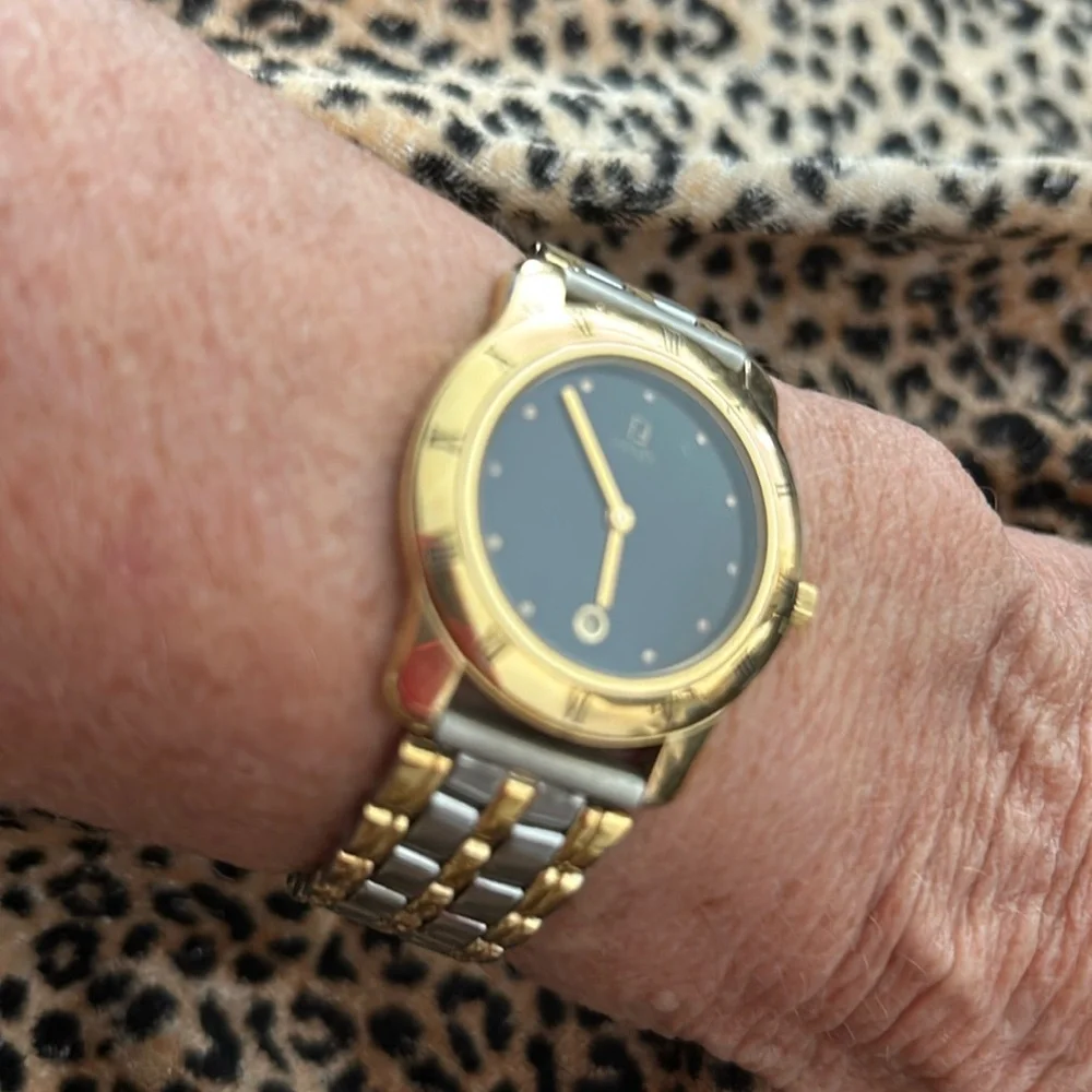 FENDI TWO TONE WATCH - Picture 1 of 7